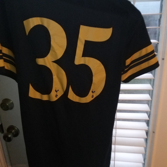 2016-17 Tottenham Away jersey - Picture 2 of 7